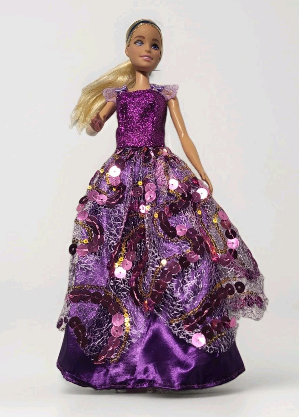 Mattel Barbie You Can Be Anything Soccer Player Doll #HCN17 EUC C173A